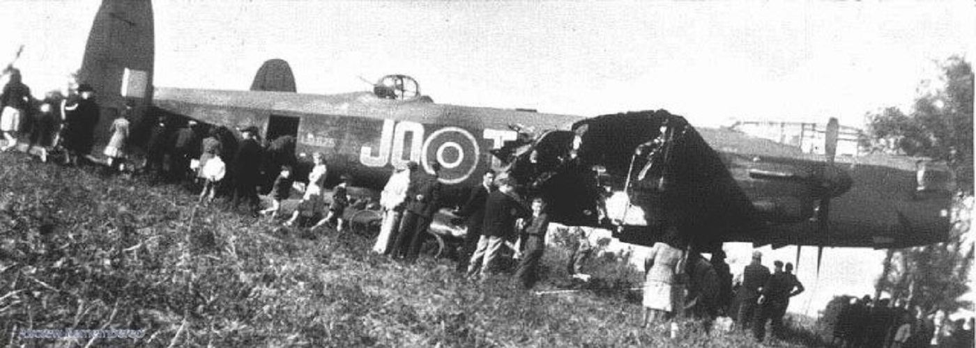 Don Wills served in World War II.jpg