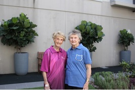 Glenda and Betty_.jpg Glenda and Betty_.jpg