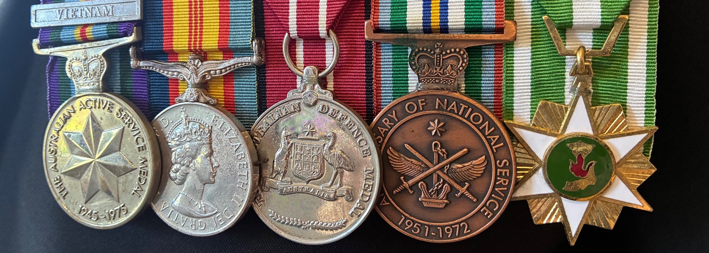Phillip Fitzsimmons' service medals.jpg